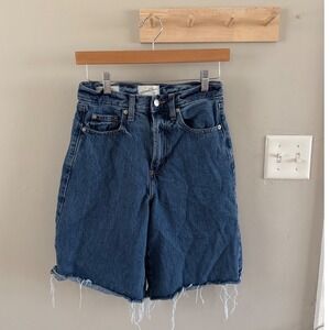 High waisted denim jeans